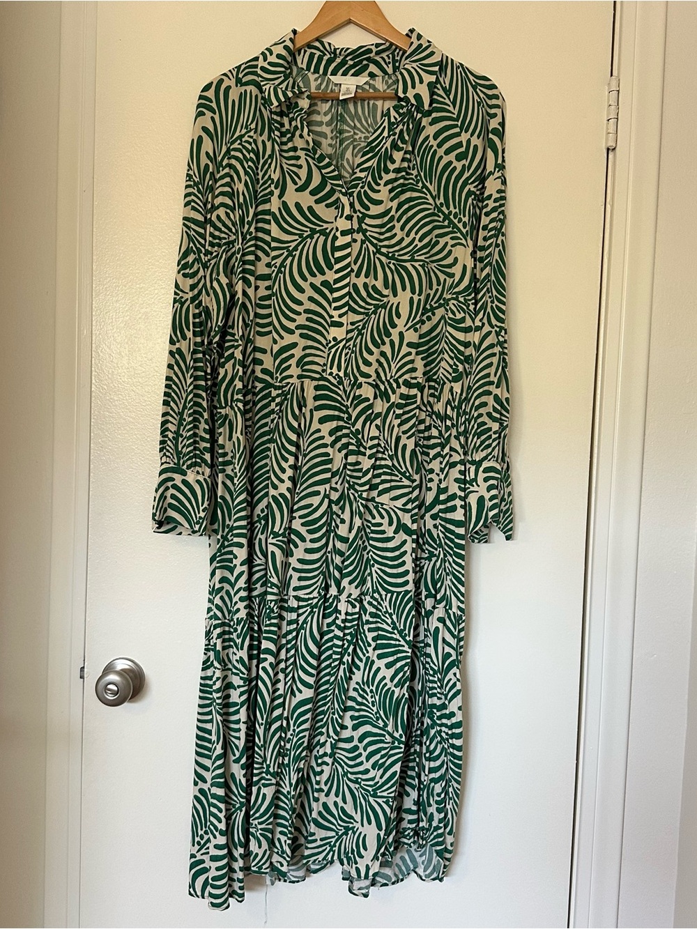 H&M Green Leaf-Print Long Sleeve Midi Dress on Cream